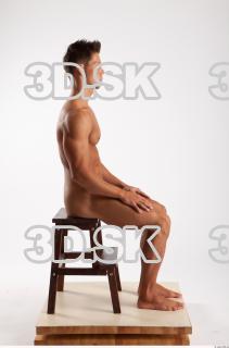 Sitting reference of Lukas 0005